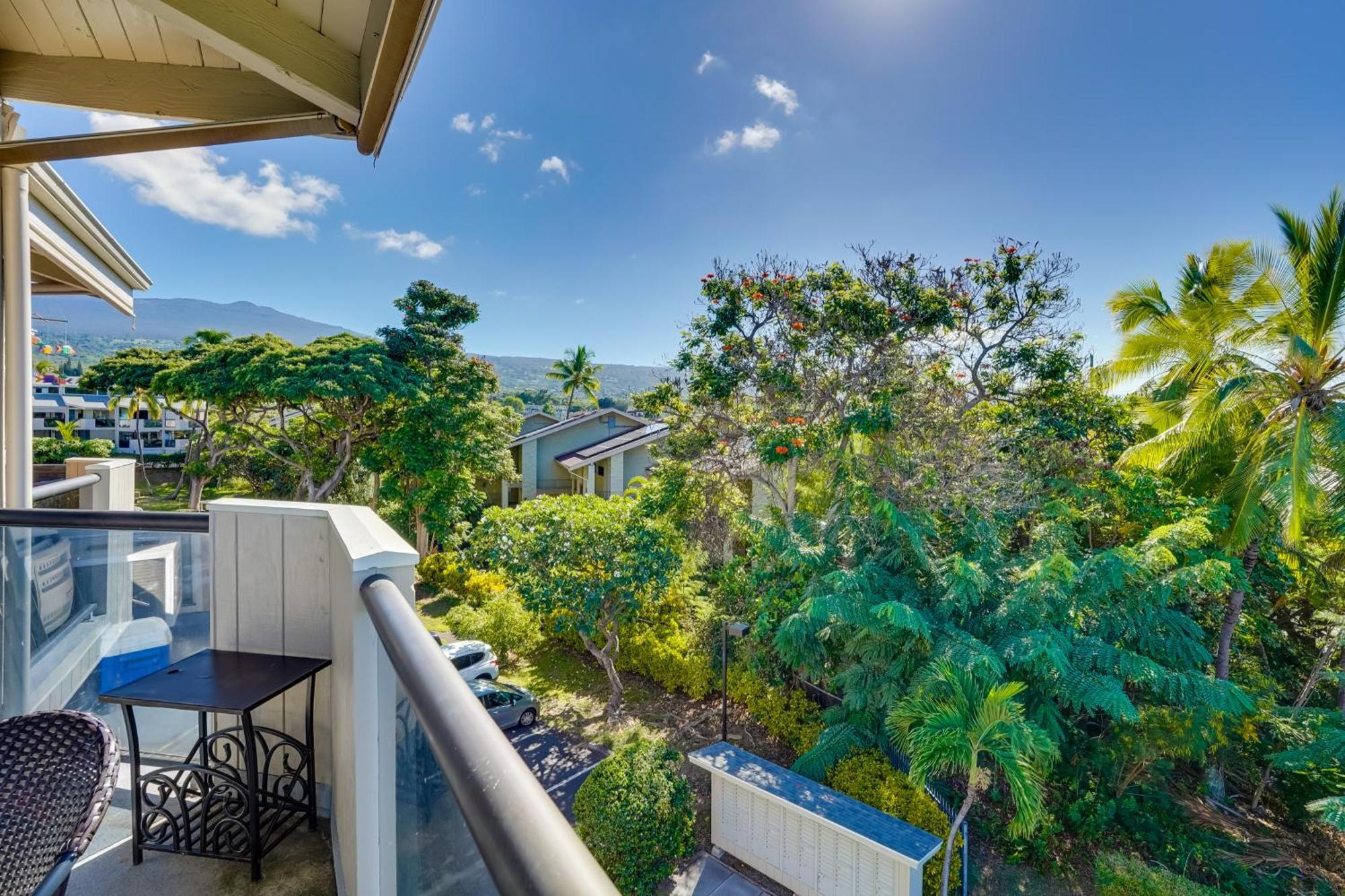 Top-Floor Kailua Bay Resort Condo With Ocean Views! Exterior photo