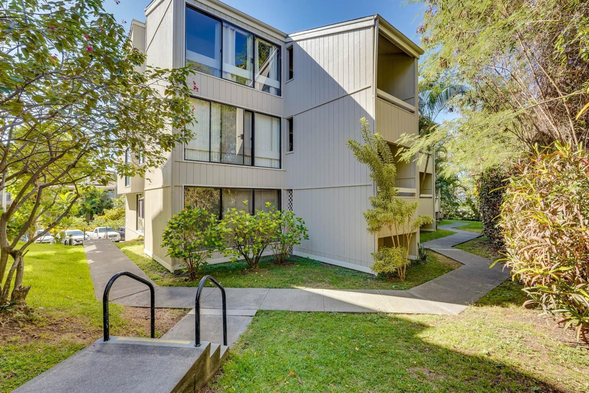 Top-Floor Kailua Bay Resort Condo With Ocean Views! Exterior photo